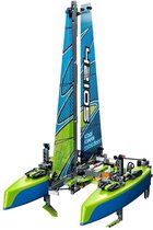 Lego Technic 42105 Catamaran