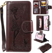 Voor Galaxy Note 10 vrouw en kat reliëf horizontale flip lederen tas, met portemonnee & houder & kaartsleuven & fotolijst & spiegel & lanyard (bruin)