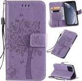 Tree & Cat Pattern Pressed Printing Horizontale Flip PU lederen tas met houder & kaartsleuven & portemonnee & lanyard voor iPhone 11 Pro (lichtpaars)