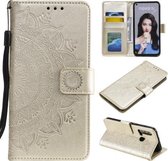 Voor Huawei P20 Lite (2019) Totem Bloem Reliëf Horizontale Flip TPU + PU Leren Case met Houder & Kaartsleuven & Portemonnee (Goud)