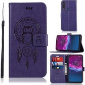 Voor Motorola Moto P40 Power Wind Chime Owl Embossing Pattern Horizontale Flip Leather Case, met houder & kaartsleuven & portemonnee (paars)