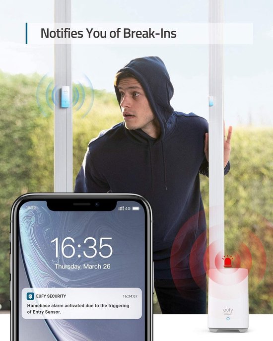 Animatie: een man opent een deur en een Eufy raamsensor activeert het alarm op de Homebase.