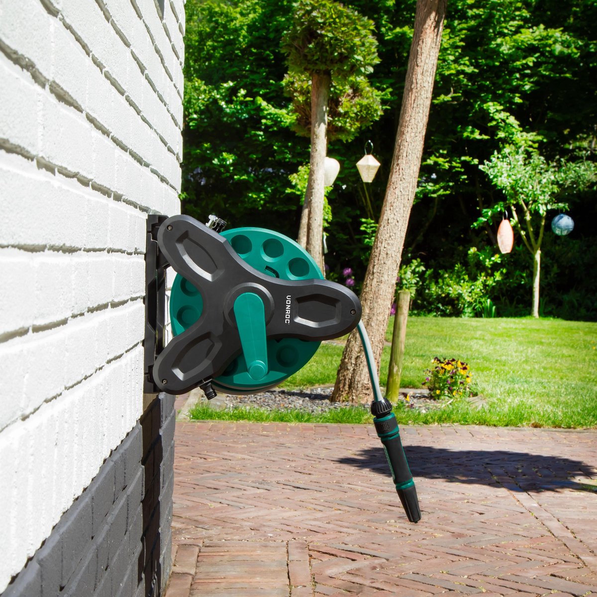 VONROC Slanghaspel set – Incl. 15m tuinslang, spuitstuk, slangkoppelingen, kraanaansluiting – foto 2