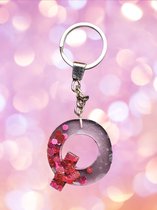 Epoxy letter sleutel- of tassenhanger Q, glitter rood