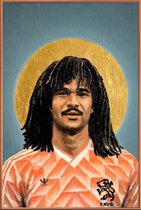 JUNIQE - Poster met kunststof lijst Football Icon - Ruud Gullit -20x30