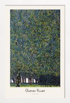 JUNIQE - Poster in houten lijst Klimt - Park -40x60 /Groen