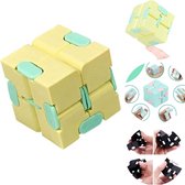 Case4You Infinite Magic Cube - Friemelkubus - Infinity Cube - Fidget Cube - Fidget Spinner - Fidget Toys - Pop It - Simple Dimple - Fidget pakket - Geel