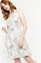 LOLALIZA Jurk met bloemenprint - Licht Groen - Maat 36