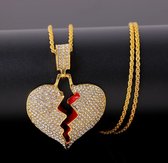 Gebroken Hart Ketting - Goud Kleurig met Diamantjes (Zirkonia) - Heartbreaker - Kettingen Heren Dames - Cadeau voor Man - Mannen Cadeautjes