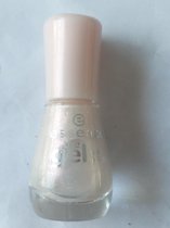 Essence the gel nail polish 04 our sweetest day