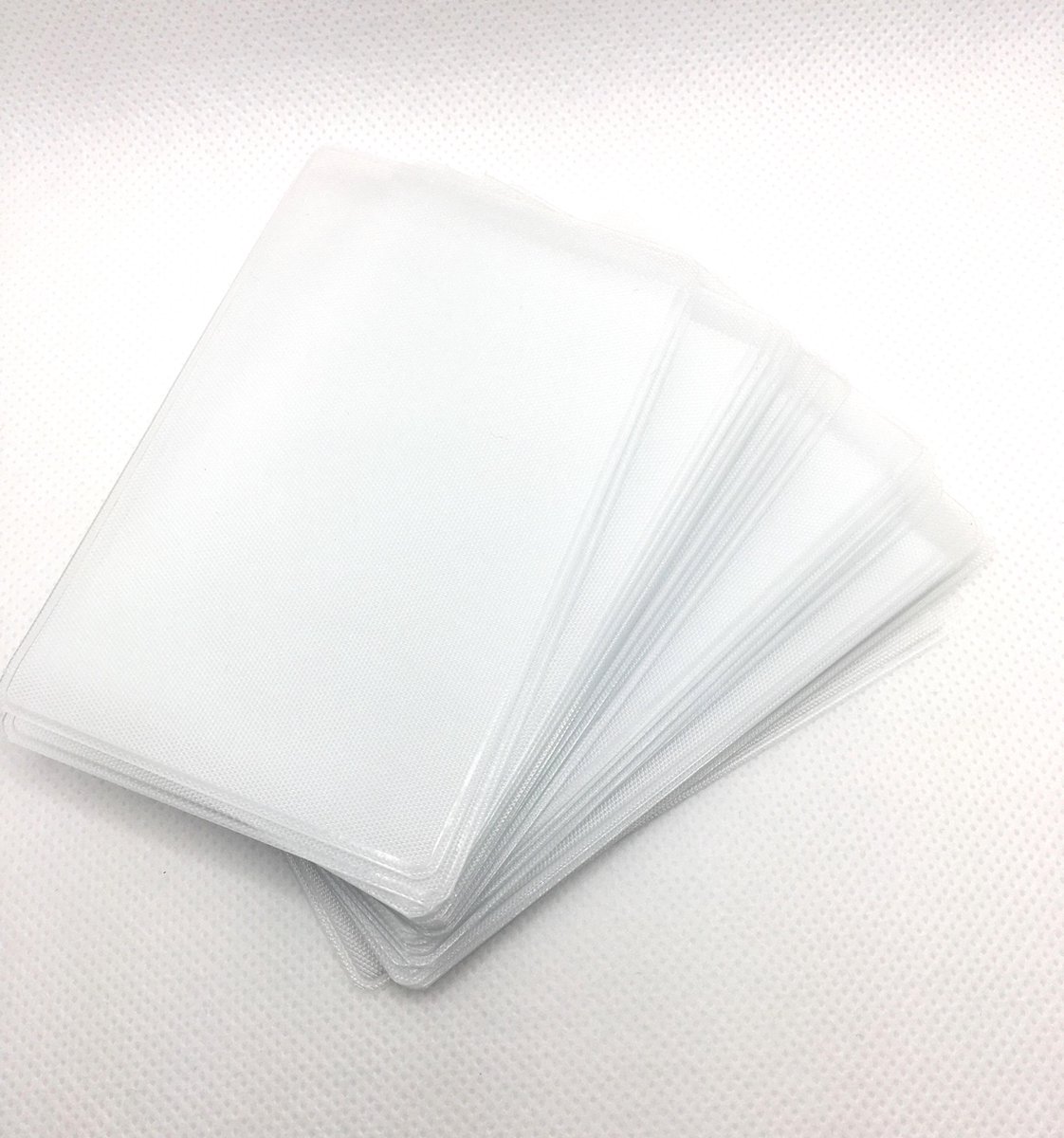 Étiquettes de nom verticales en plastique transparent KICC porte-cartes didentité avec badge couleurs variées 