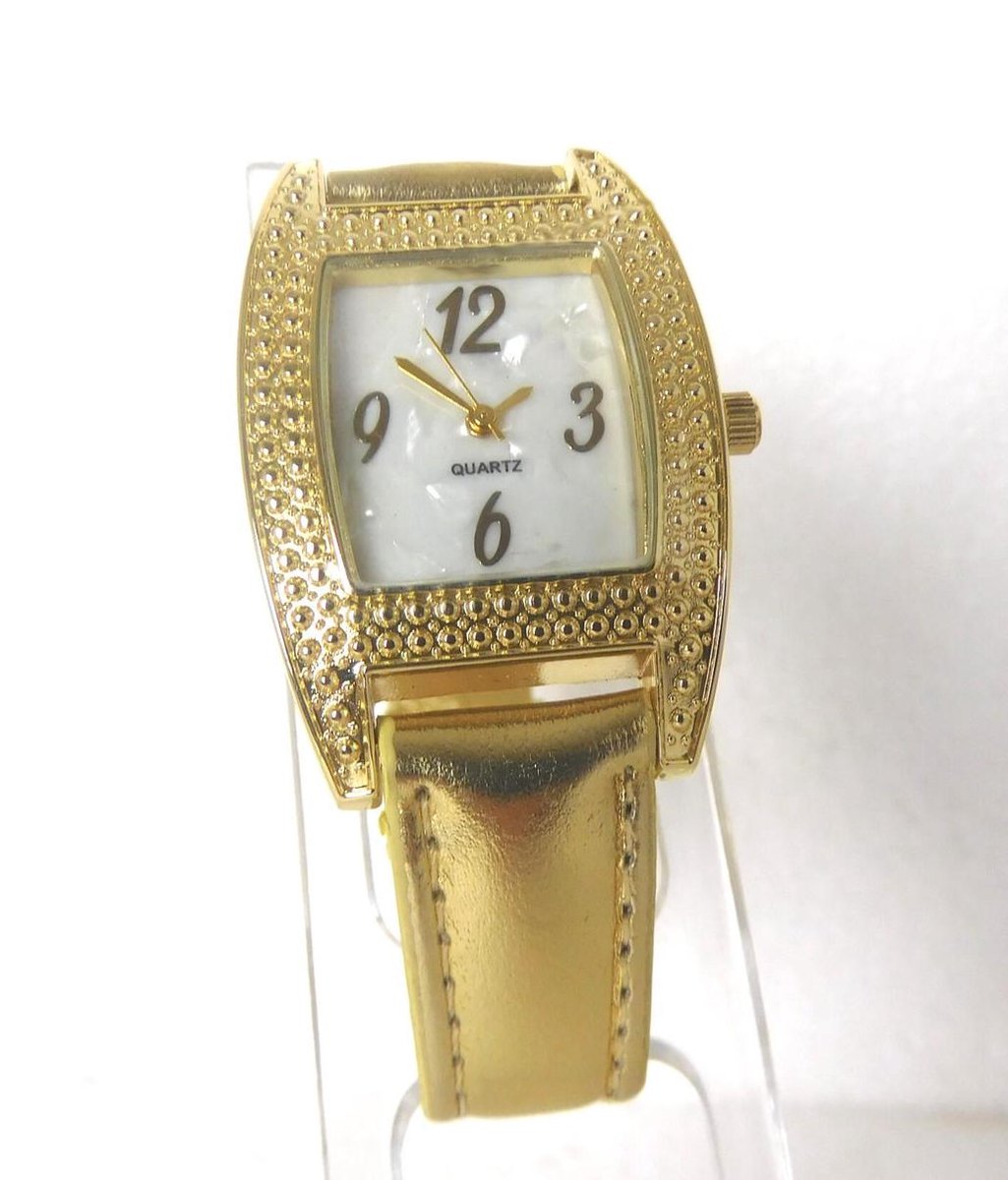 Luxueus goudkleurig horloge , model tonneau, met parelmoer wijzerplaat