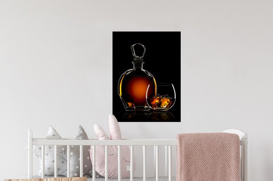 Sticker Muursticker Boissons sur fond noir - Whisky en verre et carafe - 30x40 cm - film autocollant - sticker mural repositionnable