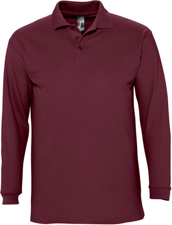 Voorkant van een bordeauxrode polo met lange mouwen, knoopsluiting en kraag.