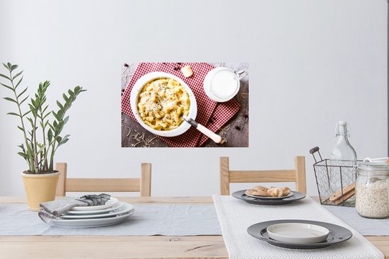 Muurstickers - Macaroni met kaas op tafel - 60x40 cm - Plakfolie | bol.com