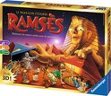 Doos van het bordspel Ramses, met een farao-beeld en schatzoekers.