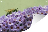 Muurdecoratie Bij tussen vlinderstruik bloemen - 180x120 cm - Tuinposter - Tuindoek - Buitenposter