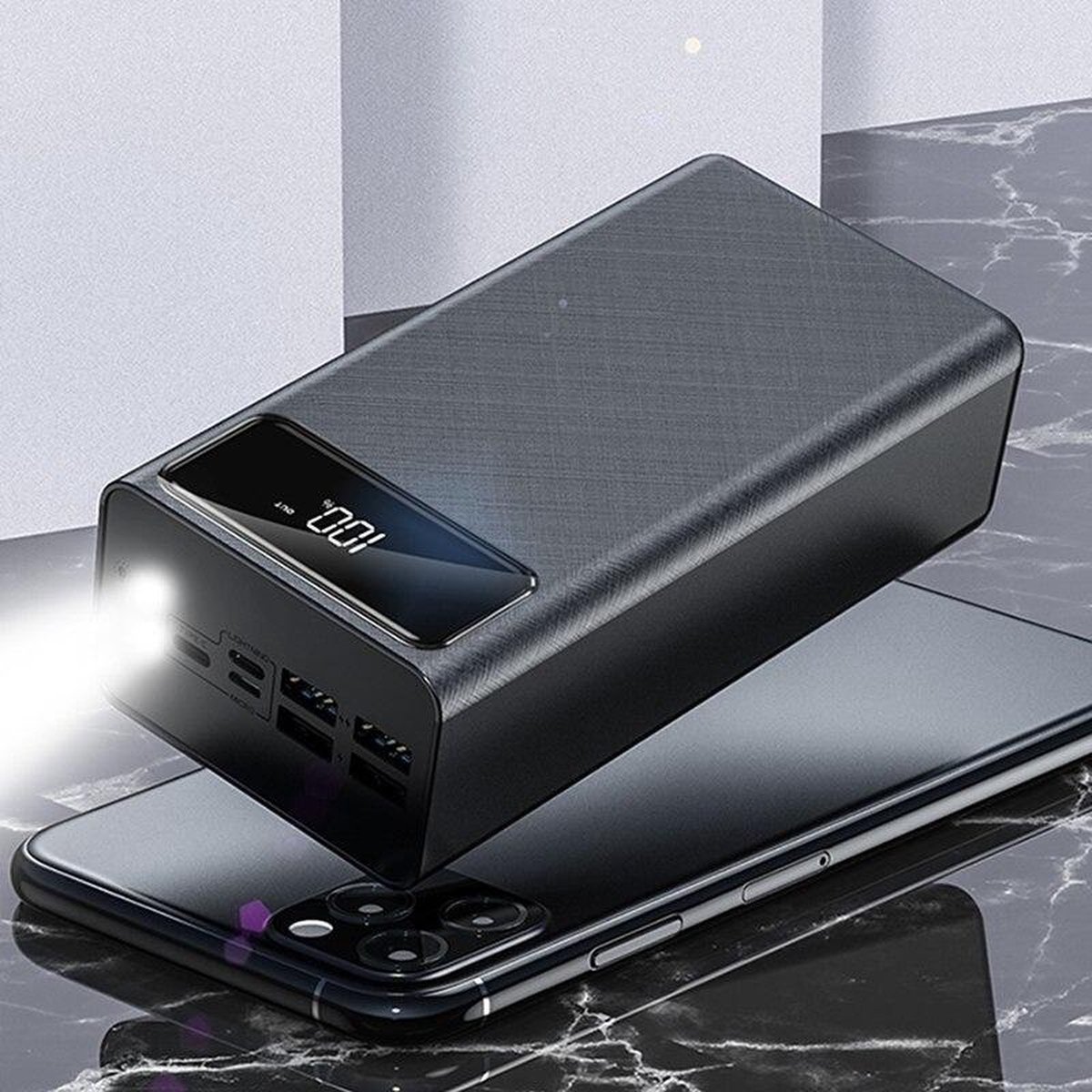 DrPhone - Powerbank - 50000 Mah - Batterie Externe - 4x USB A 2.1A avec  Lampe de Poche... | bol