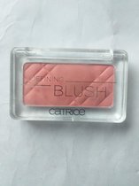 Catrice defining blush 025 pink feat coral