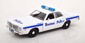 Dodge Coronet 1976 "Boston Police Department" Wit / Blauw 1-24 Greenlight Collectibles
