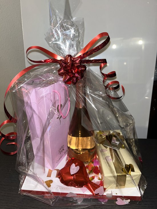 Luxe kerst pakket -24k galaxy roos - valentijn cadeauset - Merci - prosecco - bonbons - Valentijn- Cadeau tip - Liefde - Cadeauset - vrouwen
