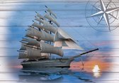 Fotobehang - Vlies Behang - Schip op Houten Planken - Boot in Zee - 152,5 x 104 cm