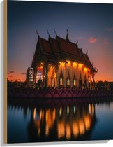 WallClassics - Bois - Temple bouddhiste en Thaïlande - Wat Pa Lahan Sai - 60x80 cm - 9 mm d'épaisseur - Photo sur bois (avec système de suspension)