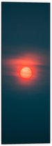 WallClassics - Dibond - Rode Maan achter Wolken - 40x120 cm Foto op Aluminium (Met Ophangsysteem)