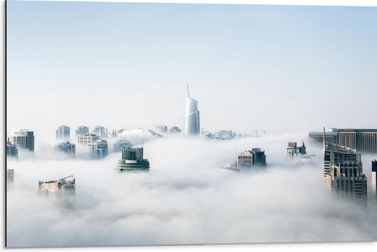 Dibond - Wolkenkrabbers boven de Wolken in Stad - 75x50 cm Foto op Aluminium (Wanddecoratie van metaal)