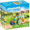 foto van PLAYMOBIL City Life Patient in rolstoel - 70193