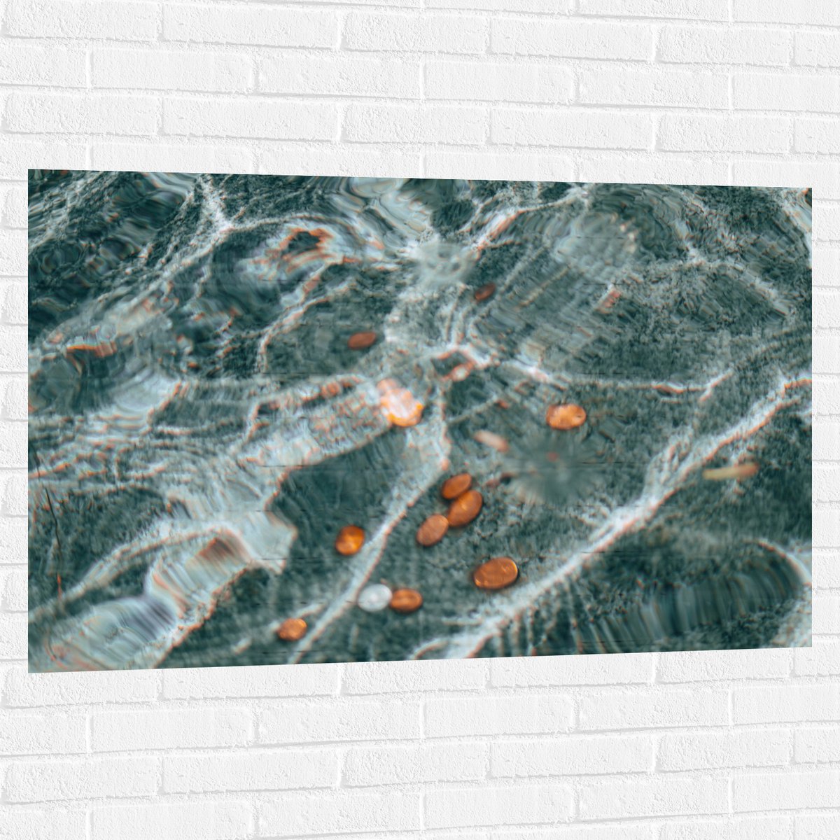 Muursticker - Kleingeld op Bodem van Fontein - 120x80 cm Foto op Muursticker
