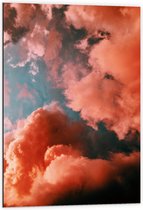 WallClassics - Dibond - Lucht Vol Wolken in het Roze - 60x90 cm Foto op Aluminium (Met Ophangsysteem)