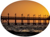 PVC Schuimplaat Ovaal - Pier bij Zondsondergang - 80x60 cm Foto op Ovaal (Met Ophangsysteem)