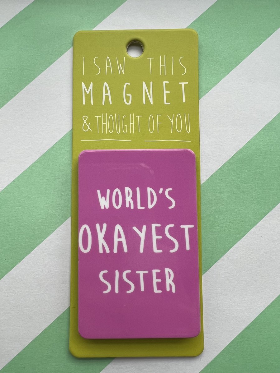 Koelkast magneet - Magnet - World's Okayest Sister