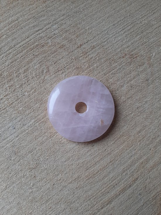 Donut Quartz Rose (40 mm)