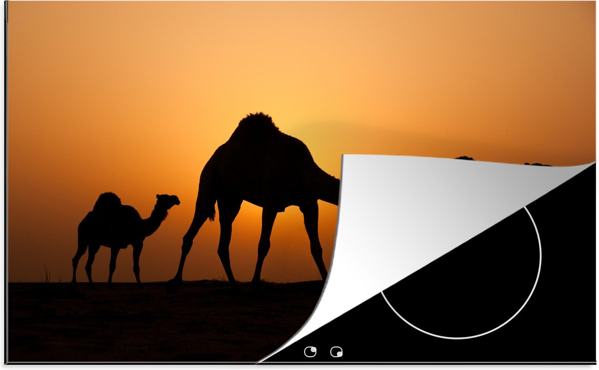 KitchenYeah® Inductie beschermer 77x51 cm - Silhouetten van kamelen bij zonsondergang - Kookplaataccessoires - Afdekplaat voor kookplaat - Inductiebeschermer - Inductiemat - Inductieplaat mat