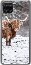 Geschikt voor Samsung Galaxy A12 hoesje - Schotse Hooglander - Boom - Sneeuw - Siliconen Telefoonhoesje