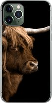 Geschikt voor iPhone 11 Pro hoesje - Schotse hooglander - Koe - Zwart - Siliconen Telefoonhoesje