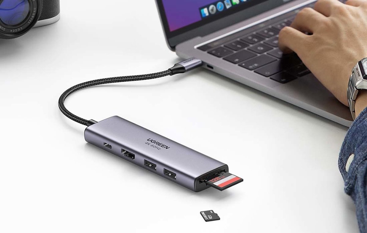 UGREEN - 6-in-1 USB-C Hub / Docking Station voor o.a. MacBook met HDMI 4K, 2x USB3.0, USB-C oplaadpoort (Thunderbolt 3), SD en Micro SD(TF)