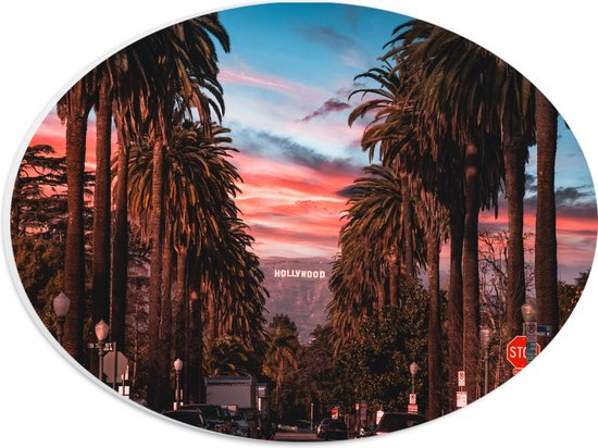 PVC Schuimplaat Ovaal - Los Angeles Hollywood met Palmbomen - 28x21 cm Foto op Ovaal (Met Ophangsysteem)