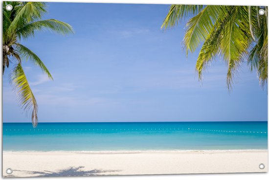 Tuinposter – Palmbladeren op Tropisch Strand - 90x60 cm Foto op Tuinposter (wanddecoratie voor buiten en binnen)