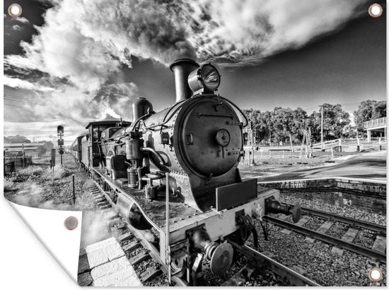 Tuinposter - Zwart-wit foto van een stoomtrein in actie in Australië