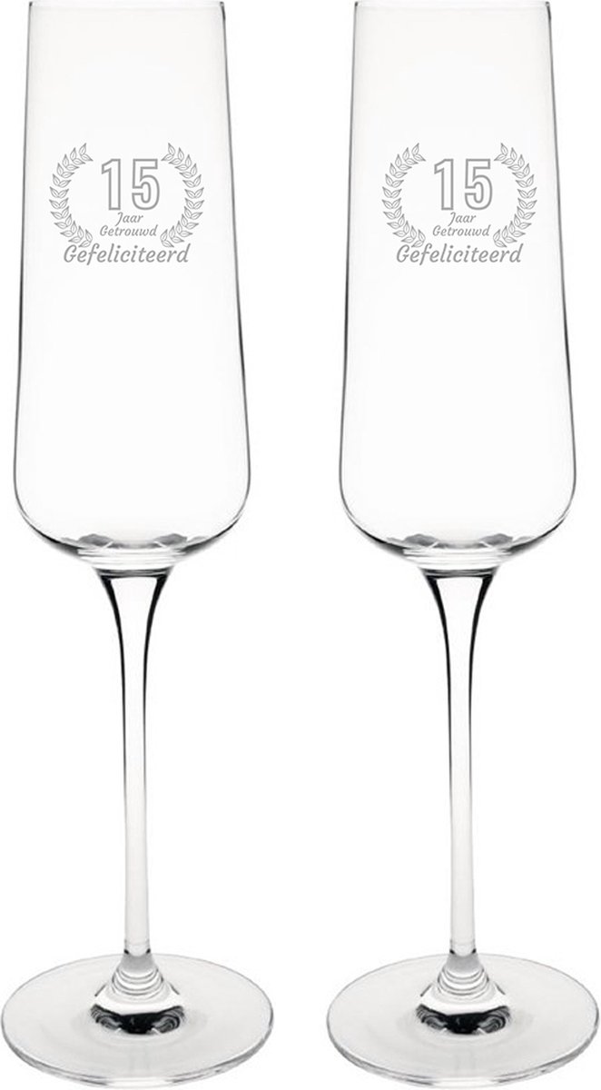Gegraveerde set champagneglazen 27cl Gefeliciteerd 15 jaar getrouwd