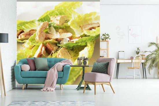 Behang - Fotobehang Close-up van een kip caesar salade - Breedte 240 cm x hoogte 240 cm