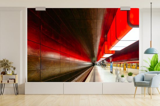 Papier peint Papier peint photo en vinyle - Station de métro éclairée à Hambourg largeur 360 cm x hauteur 240 cm - Tirage photo sur papier peint (disponible en 7 tailles)