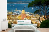Behang - Fotobehang Uitzicht over de Franse havenplaats Saint-Tropez - Breedte 420 cm x hoogte 280 cm