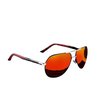 Aviator zonnebril met oranje, gepolariseerde glazen en rood gestreepte pootjes.
