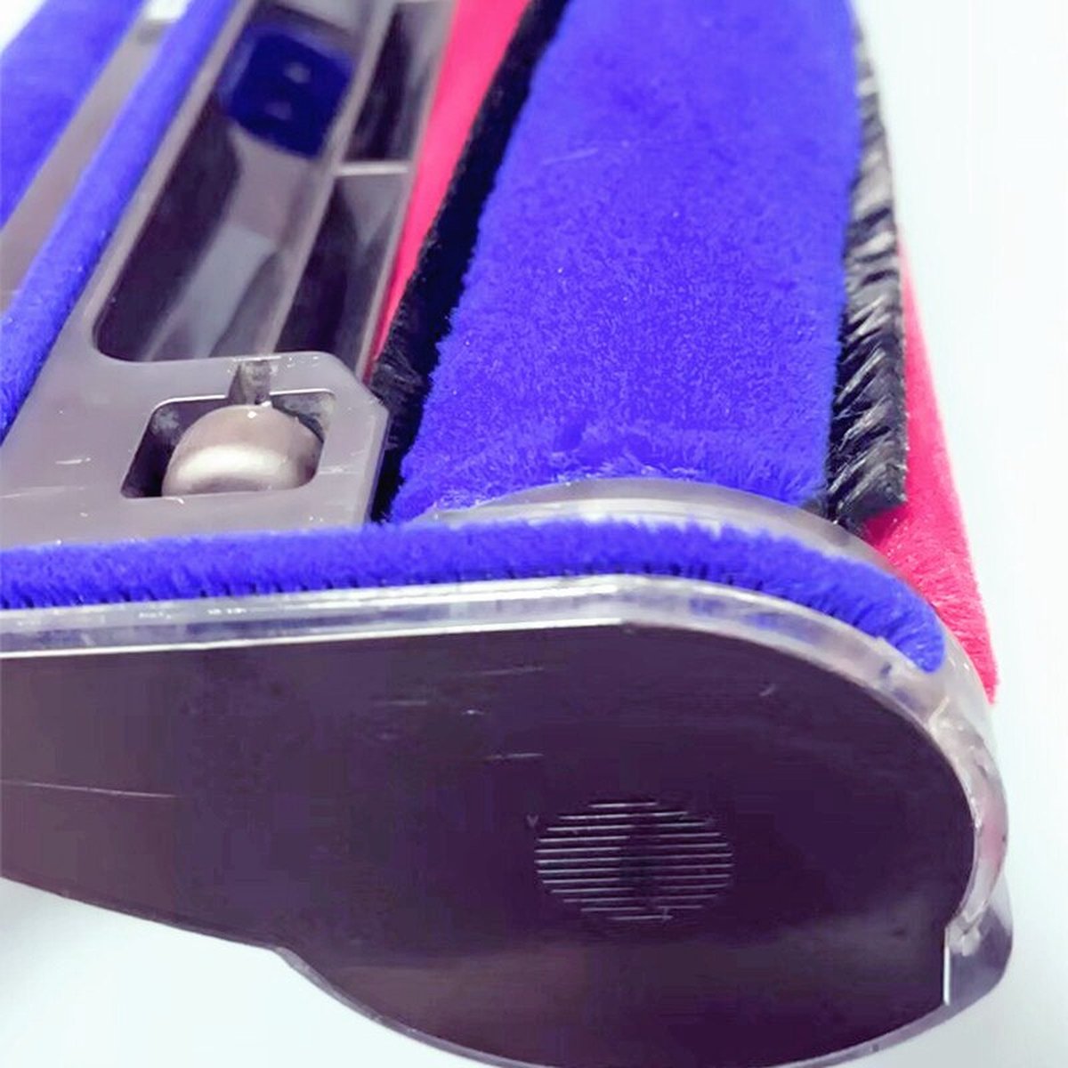 Brosse à raclette compatible avec les Accessoires de vêtements pour bébé  d'aspirateur