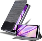 Cadorabo Hoesje voor Samsung Galaxy A6 2018 in GRIJS ZWART - Beschermhoes met magnetische sluiting, standfunctie en kaartvakje Book Case Cover Etui