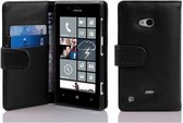 Cadorabo Hoesje geschikt voor Nokia Lumia 720 in ZWARTE OXIDE - Beschermhoes van getextureerd kunstleder en kaartvakje Book Case Cover Etui